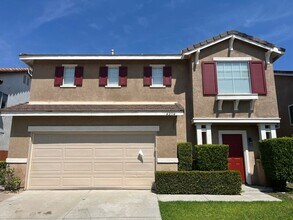 Building Photo - 42114 Acacia Way