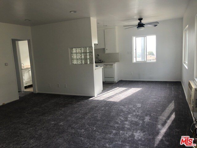 Foto del edificio - 744 Pier Ave