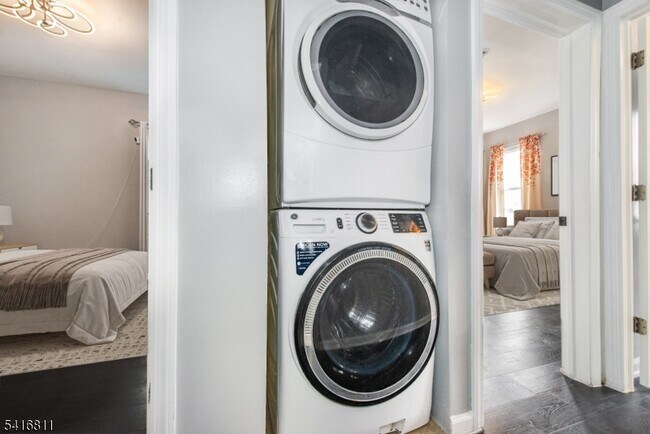 Foto del edificio - 59 Ellington St