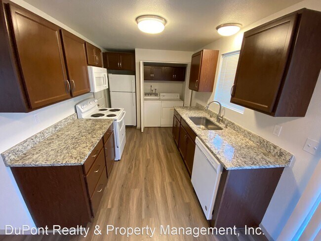 Building Photo - 2 br, 1 bath House - 10402 107th Ave SW