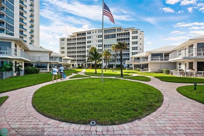 Building Photo - 1530 S Ocean Blvd