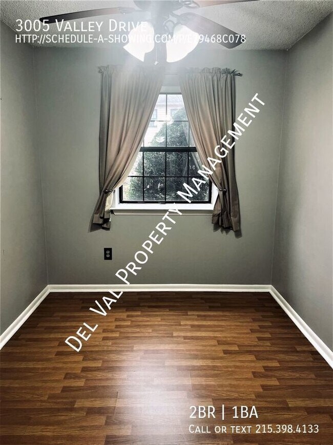 Building Photo - Improved Rent! 1-Story, 1st FL Walk-Out Co...