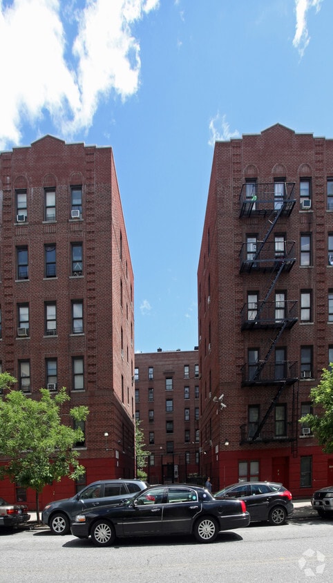 Primary Photo - 103 Post Ave