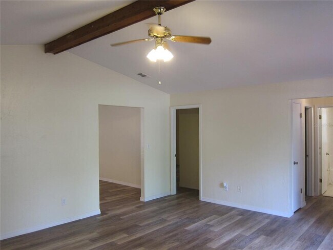 Foto del edificio - 4009 SW 37th St