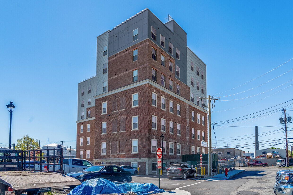 Beacham Street Apartments Apartments in Everett MA Apartments