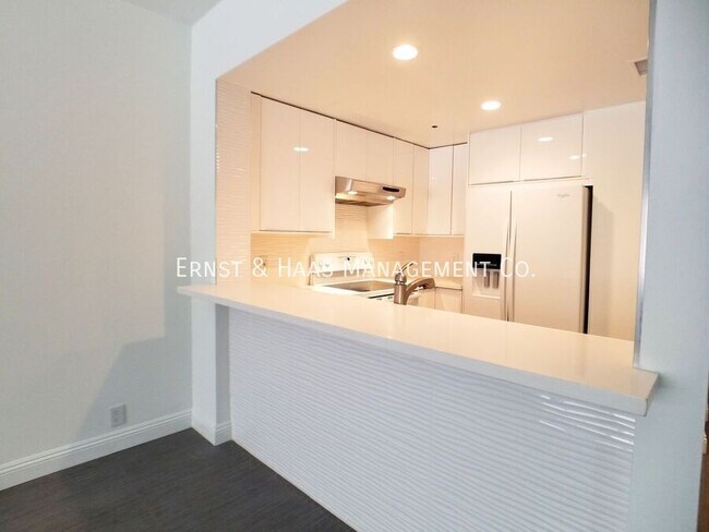 Foto del edificio - 730 W 4th St