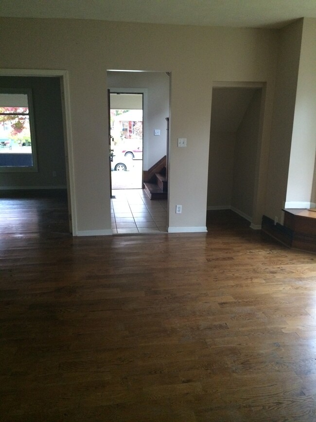 Foto del edificio - 733 Axtell St