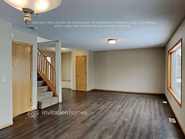 Foto del edificio - 1311 Creekside Dr