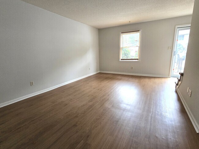 Foto del edificio - 4012 S Bend Dr