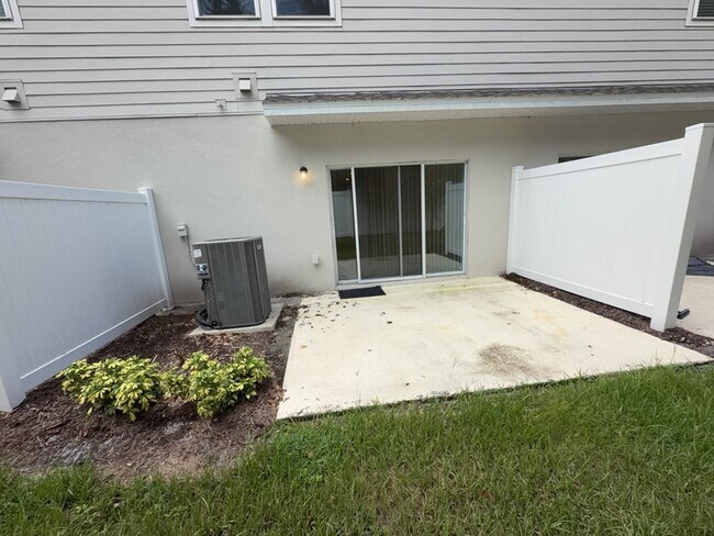 Photo - 4830 Revolutionary Way Townhome