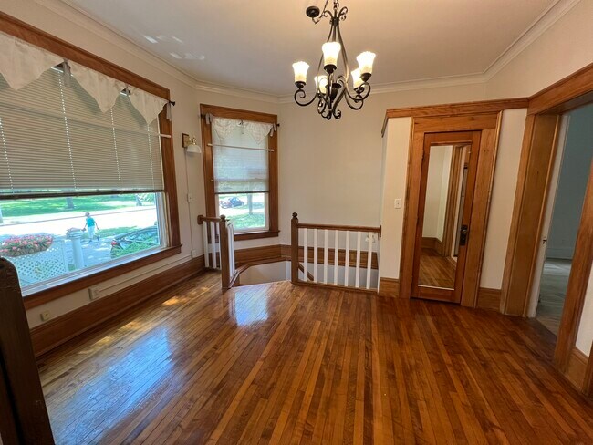 Foto del edificio - 424 E North St