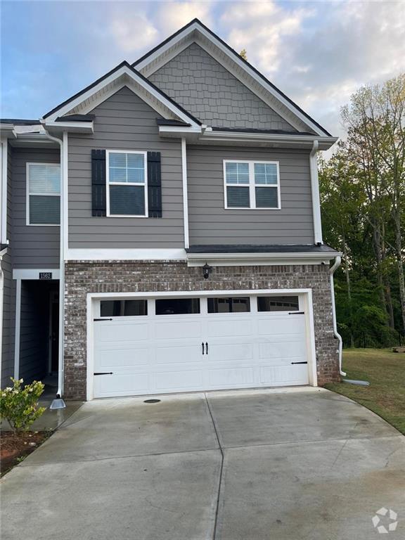 Building Photo - 1562 Gray Br Ct