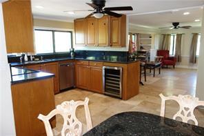 Foto del edificio - 3208 Beacon St