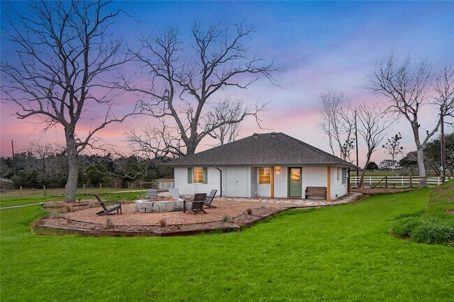 Foto del edificio - 9252 FM949