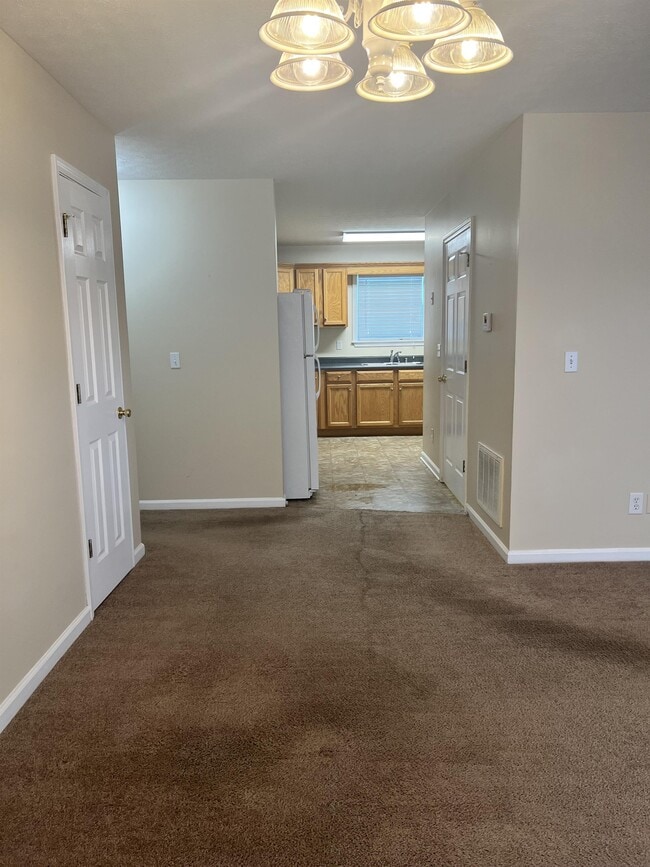 Building Photo - 3905 Emerald Leaf Ct
