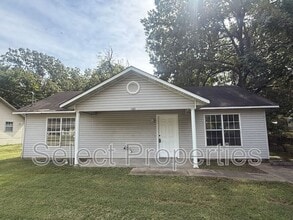 Building Photo - 1303 Dana Debbie St