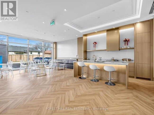 Photo du bâtiment - 700 Sheppard Ave W