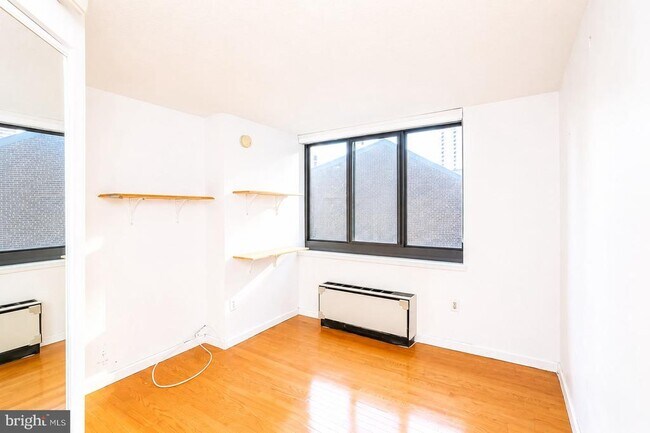 Foto del edificio - 1420 Locust St