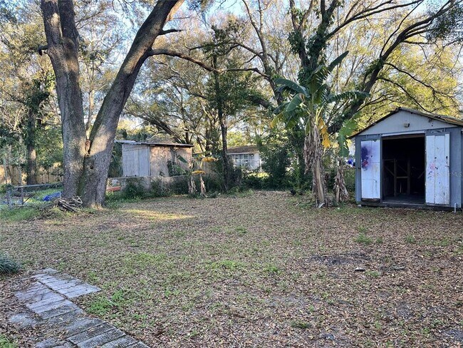 Foto del edificio - 1223 E Parker St