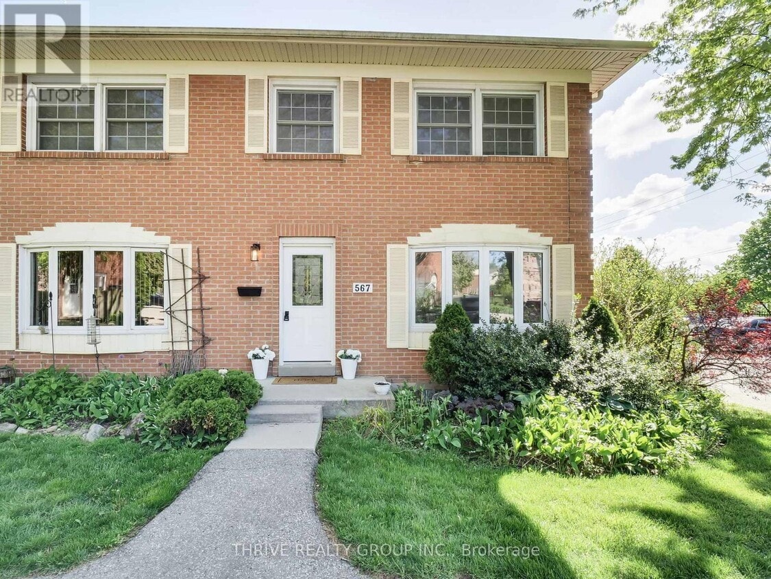 Primary Photo - 567 Gainsborough Rd
