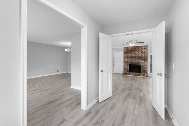 Photo - 2577 Sandpiper Dr House