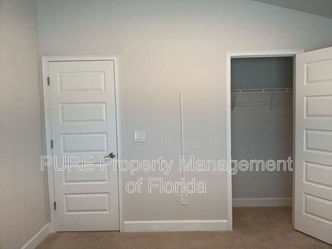 Foto del edificio - 4582 SE 25th Loop