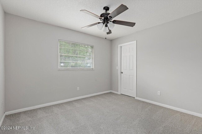 Building Photo - 8644 Thims Ave