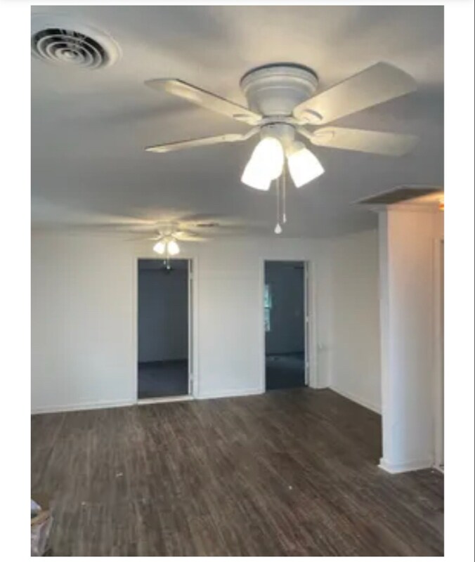 Foto principal - 1203 Murphy St