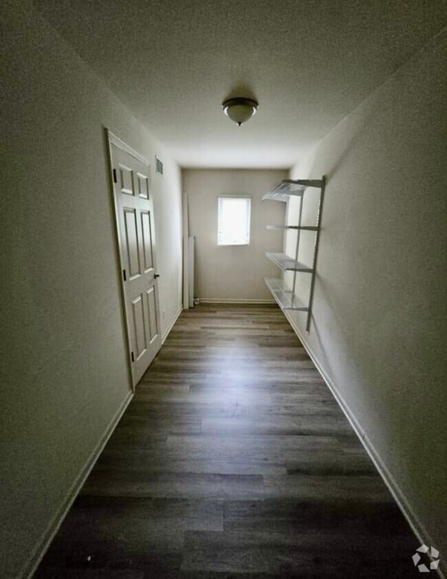 Building Photo - 14262 Shadywood Dr