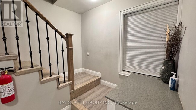 Building Photo - 5745 Stanley Ave