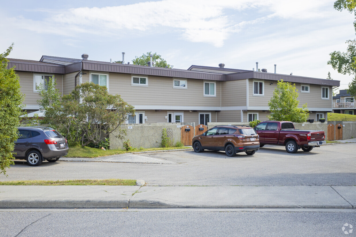 Building Photo - Whippletree West Housing Coop