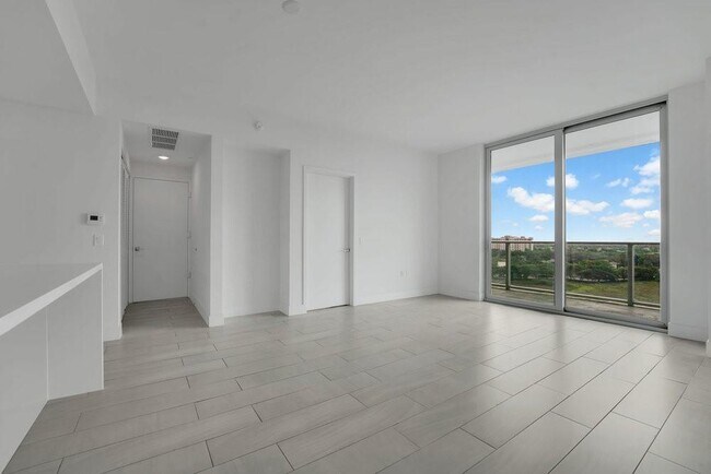 Foto del edificio - 2000 Metropica Way
