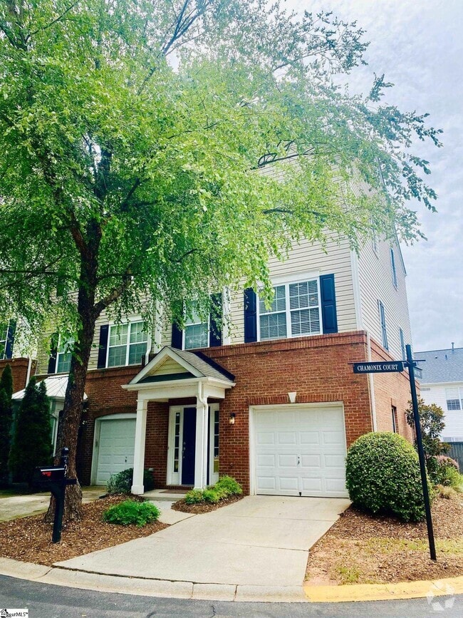 Building Photo - 402 Chamonix Ct