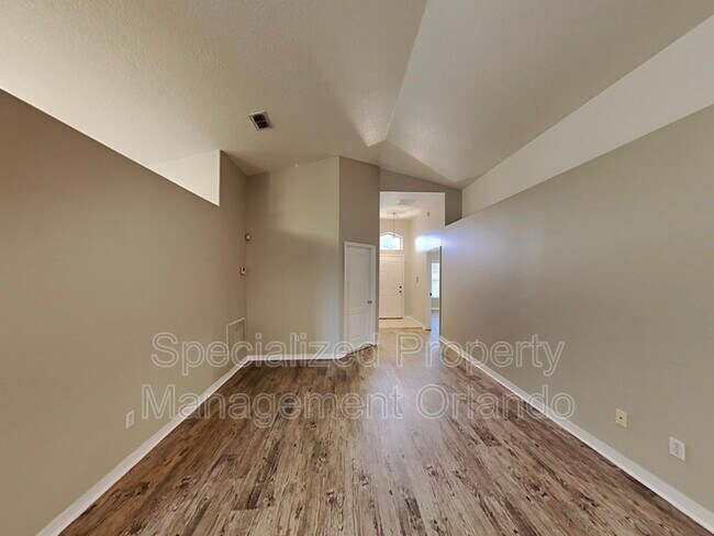 Foto del edificio - 6454 Lake Gloria Shores Blvd