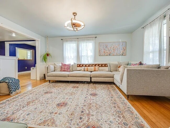 Foto del edificio - 1512 College St