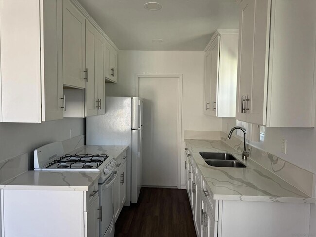 Foto del edificio - 170 Garrett Ave