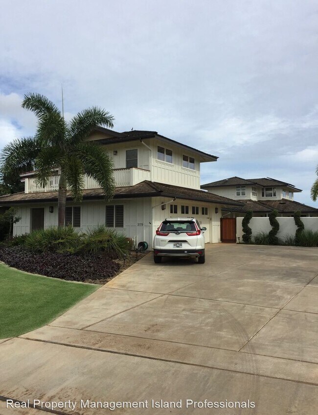 Building Photo - 2170 Maka'a St