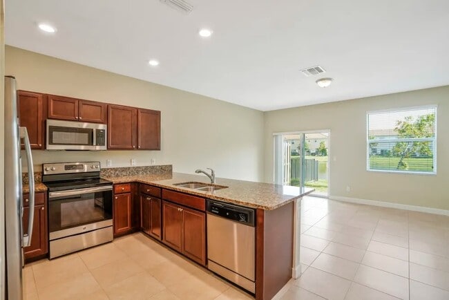 Foto del edificio - 5317 Ellery Terrace