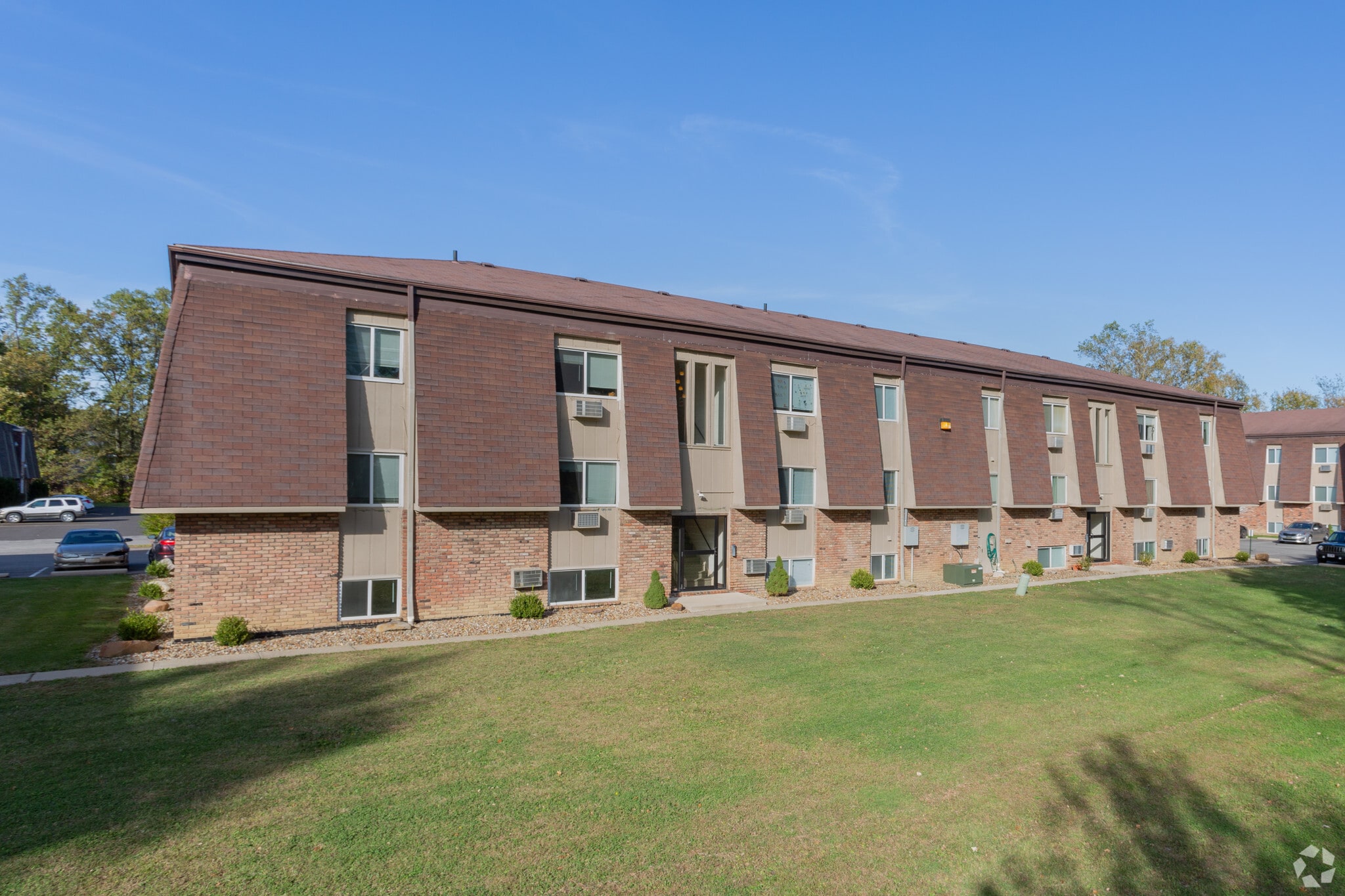 Forest Ridge Apartments – photo 1 of 25