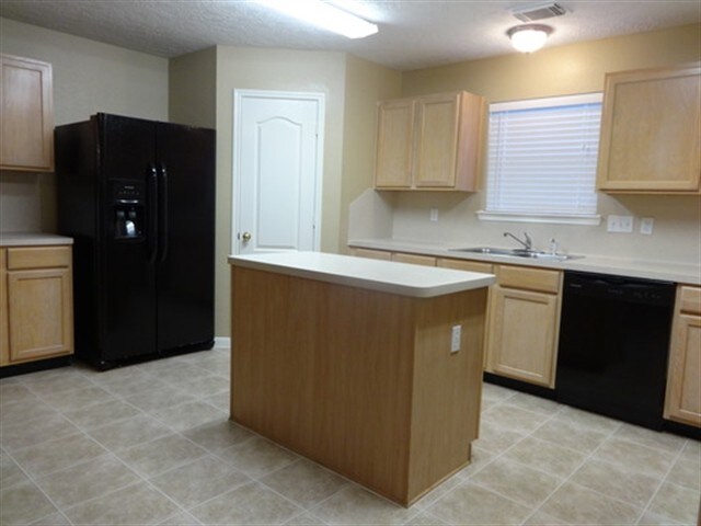 Foto del edificio - 32035 Annice Ln