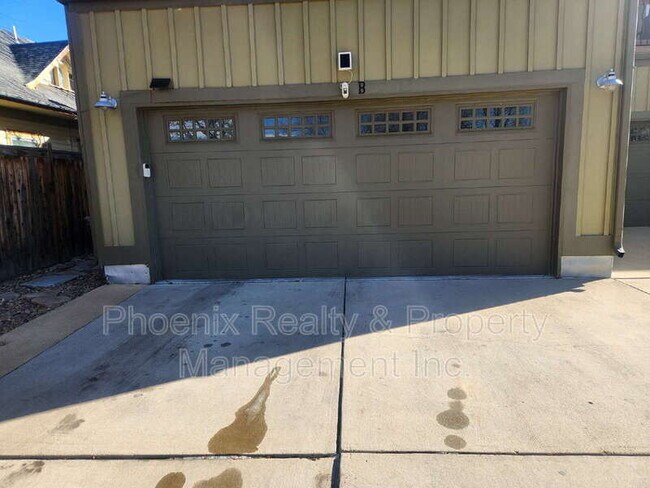 Foto del edificio - 454 N Finch Ave