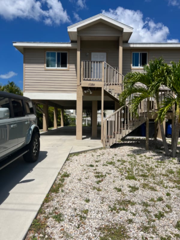 Primary Photo - 17286 Whitewater Ct