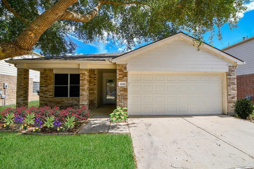 Foto principal - 4818 King Hallow Ln