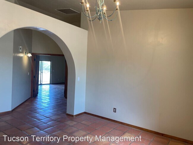 Building Photo - 3 br, 2 bath House - 11065 E. Snyder Rd