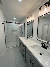 Building Photo - 18251 River Sage Dr