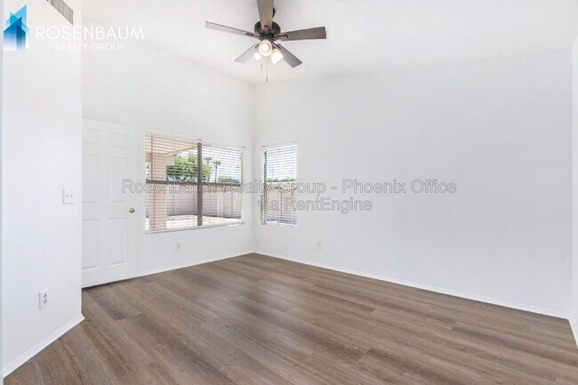 Building Photo - 1503 W Remington Ct