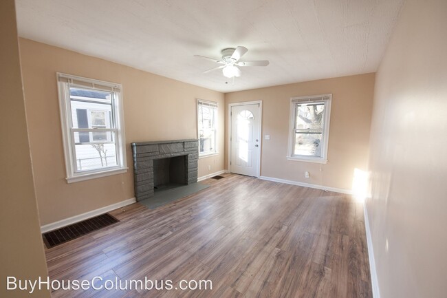 Foto del edificio - 3 br, 1 bath House - 266 S Weyant Avenue