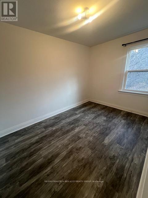 Photo du bâtiment - 223 Harlandale Ave