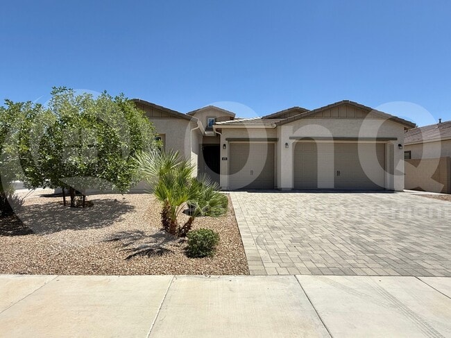 Photo - 1171 E Holland Park Dr House