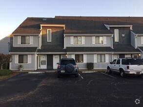 Building Photo - 3700 Golf Colony Ln